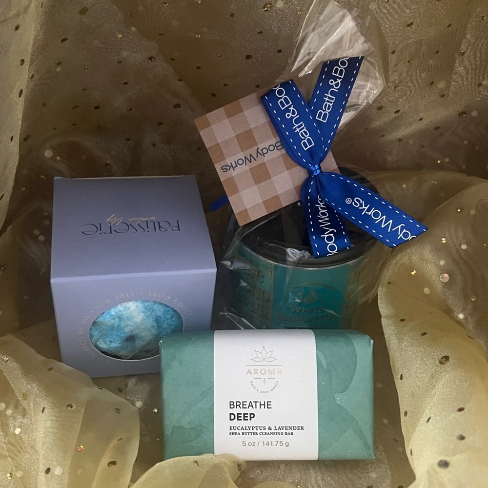 NWT: Princess Fashion Relaxation Therapy Bag Set 2